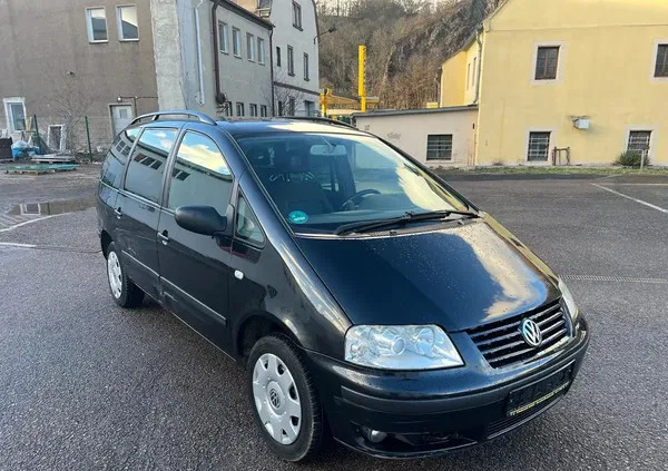 dolnośląskie Volkswagen Sharan cena 8400 przebieg: 281713, rok produkcji 2003 z Bolesławiec